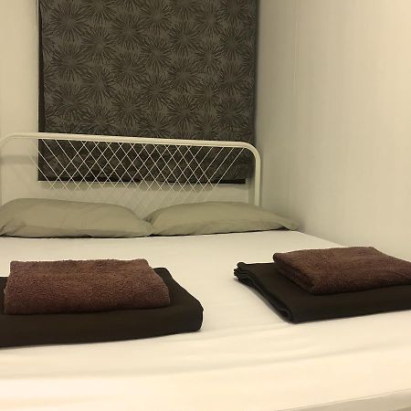 Once In Bangkok With Me Guesthouse Eksteriør bilde