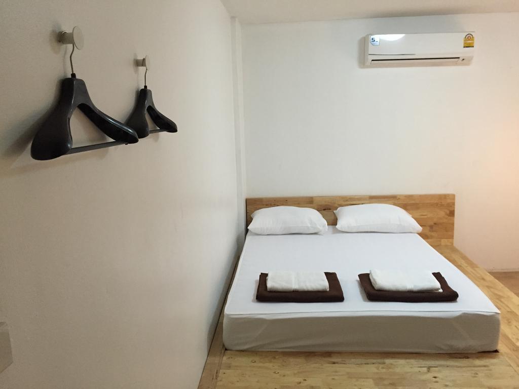 Once In Bangkok With Me Guesthouse Eksteriør bilde