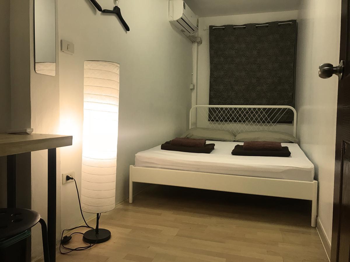 Once In Bangkok With Me Guesthouse Eksteriør bilde
