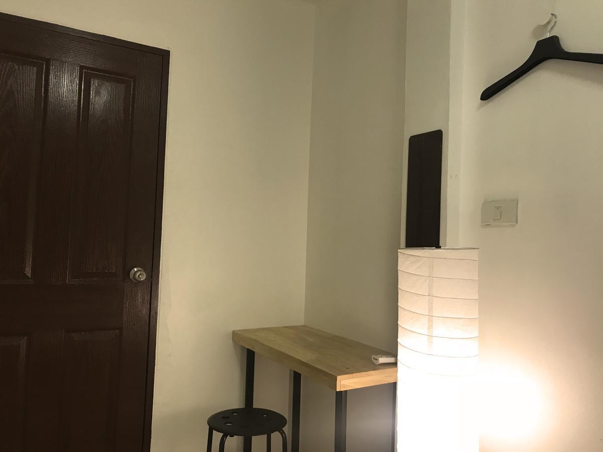 Once In Bangkok With Me Guesthouse Eksteriør bilde