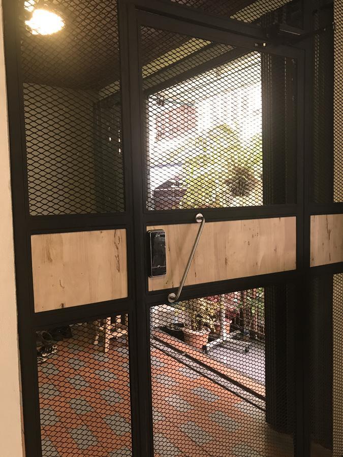Once In Bangkok With Me Guesthouse Eksteriør bilde